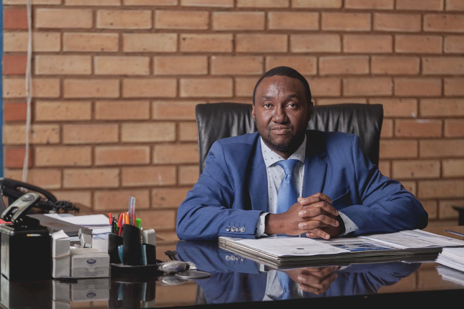 Mr L. Sibanda